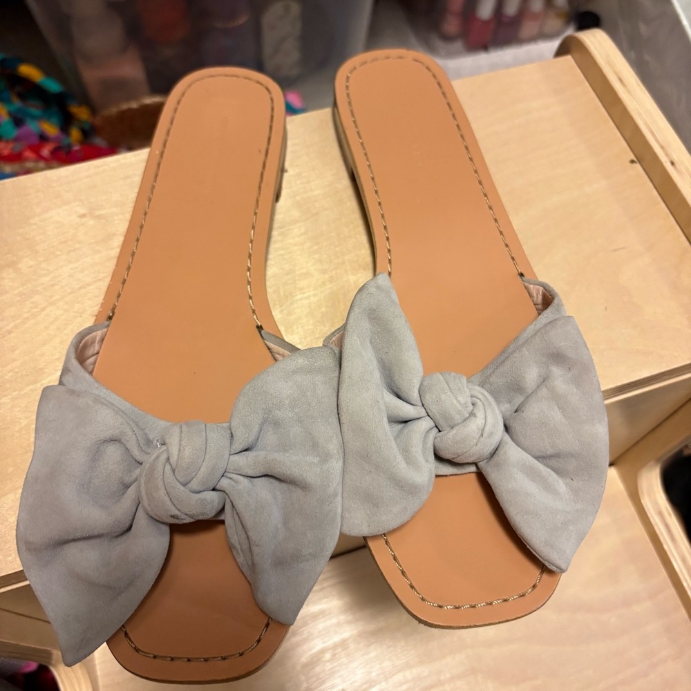 Something Navy Women's Bow Slide Sandals - Gray